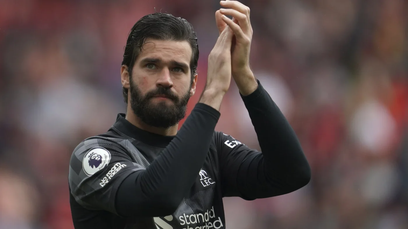 Tiểu Sử của Thủ Môn Alisson Becker: Hành Trình Từ Bản Lĩnh Brazil Đến Ngai Vàng Ngoại Hạng Anh