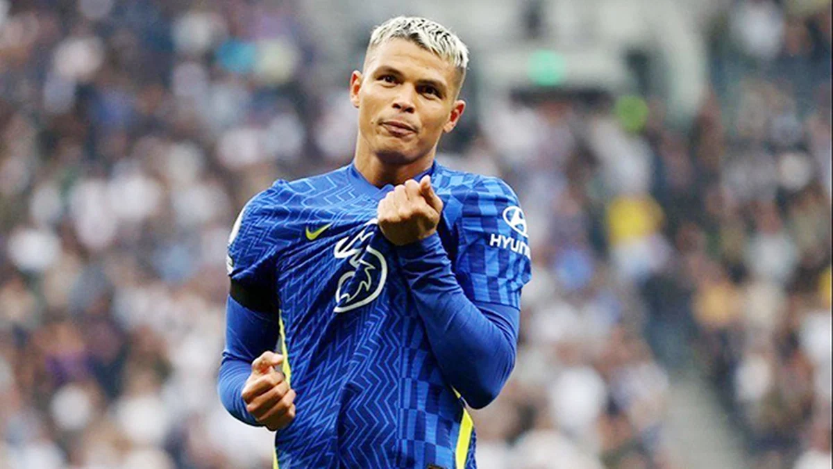 Tiểu Sử Của Trung Vệ Thiago Silva: Người Bảo Vệ Vững Chãi Của Chelsea