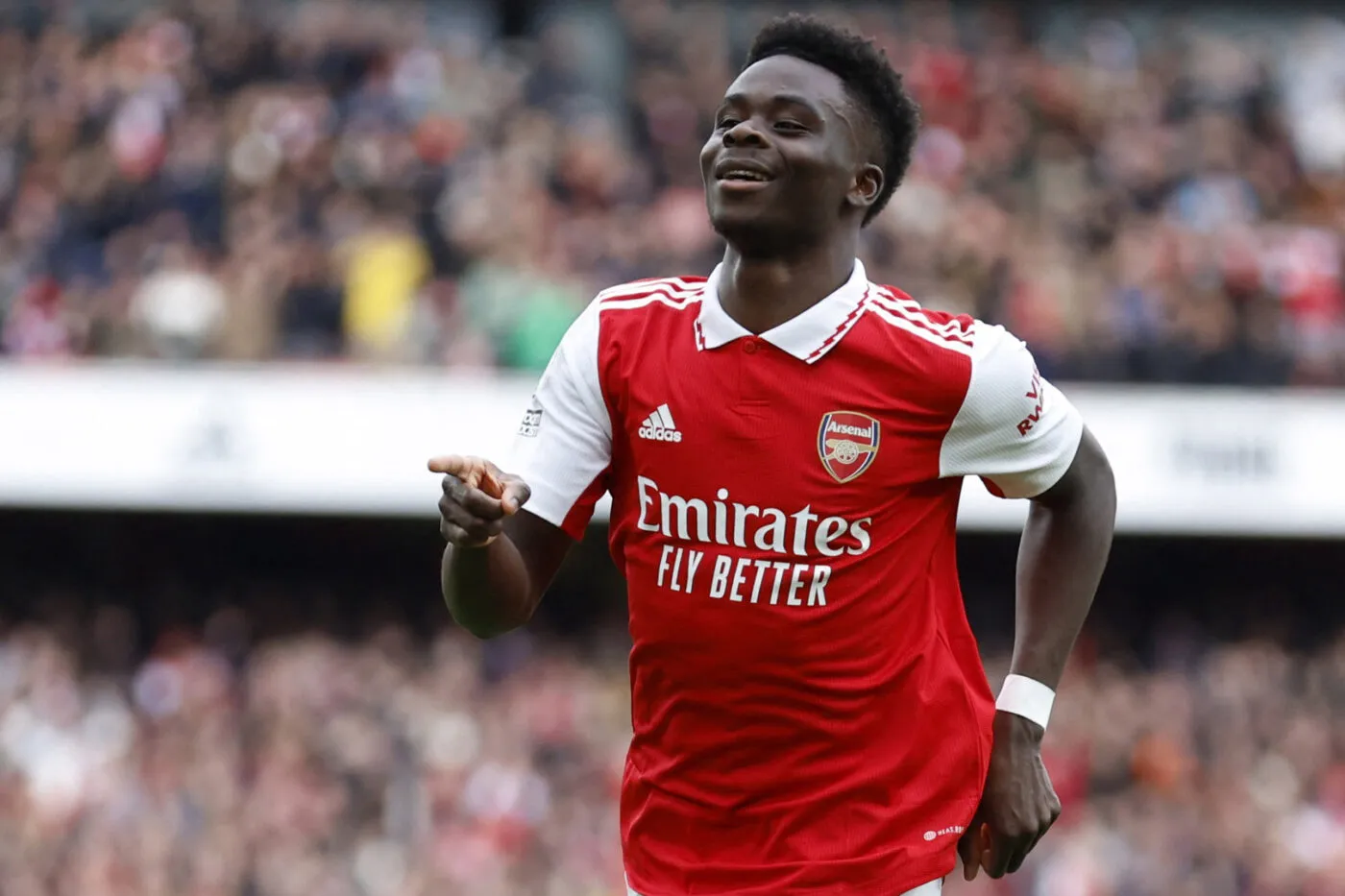 Tiểu sử của tiền vệ Bukayo Saka: Hành trình từ học viện Arsenal đến ngôi sao Ngoại Hạng Anh