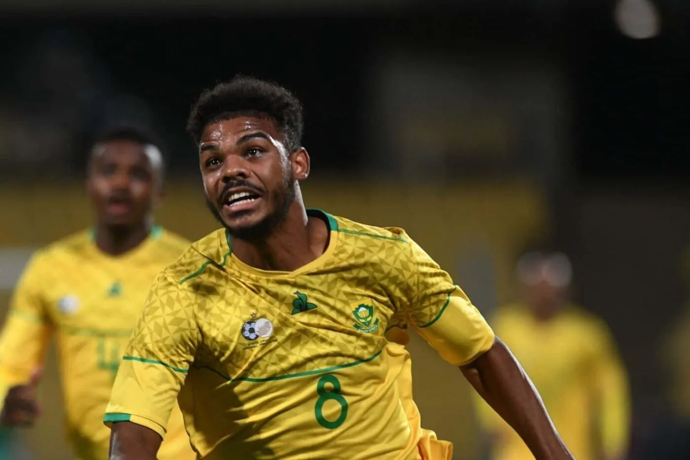 Tiểu Sử Của Tiền Đạo Lyle Foster: Hành Trình Từ Sân Cỏ Nam Phi Đến Sự Sáng Giá Tại Ngoại Hạng Anh