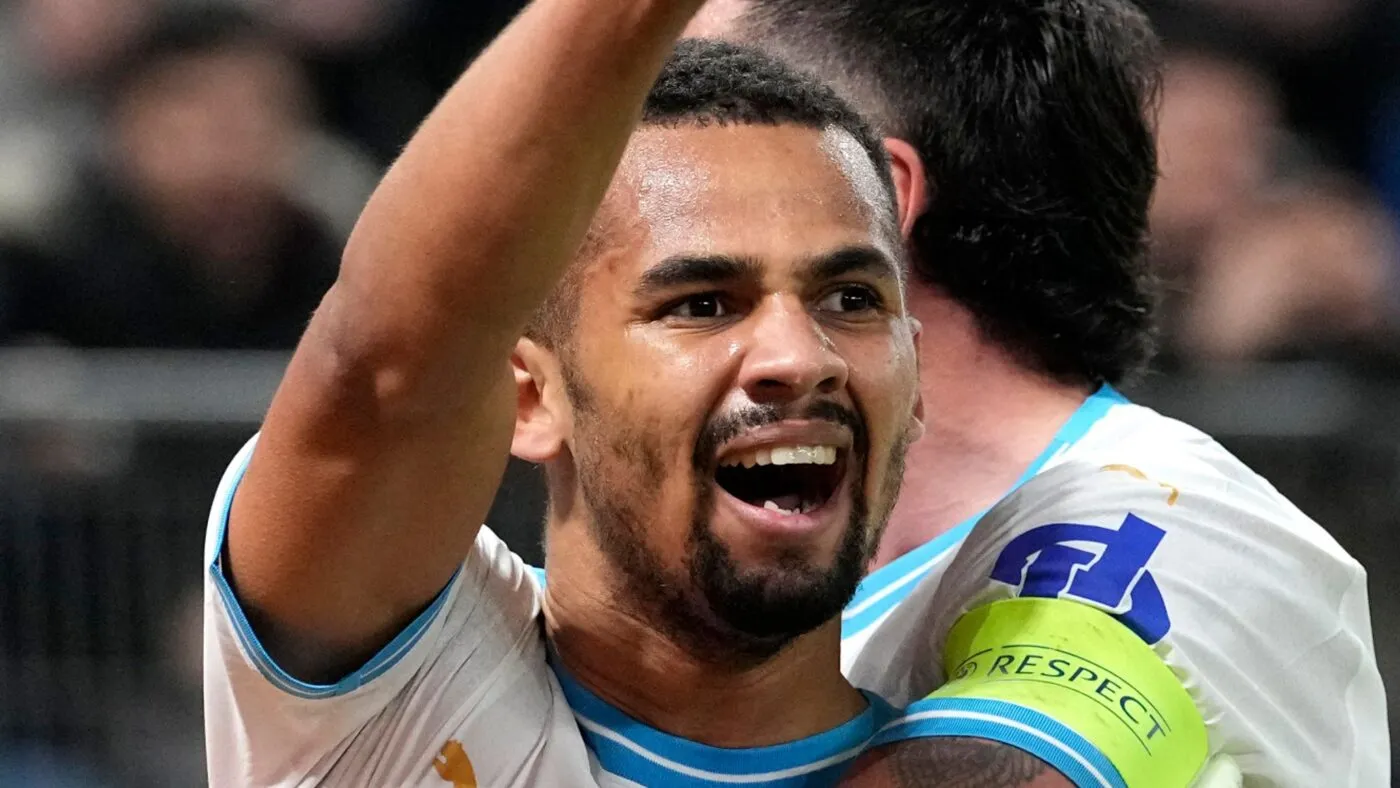 Tiểu sử của tiền đạo Iliman Ndiaye: Hành trình từ những ngày đầu cho đến Ngoại Hạng Anh