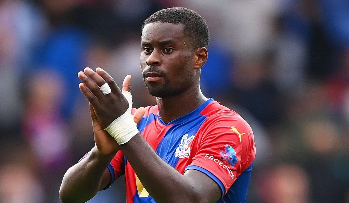 Tiểu sử của trung vệ Marc Guéhi: Hành trình từ lò đào tạo đến Ngoại Hạng Anh